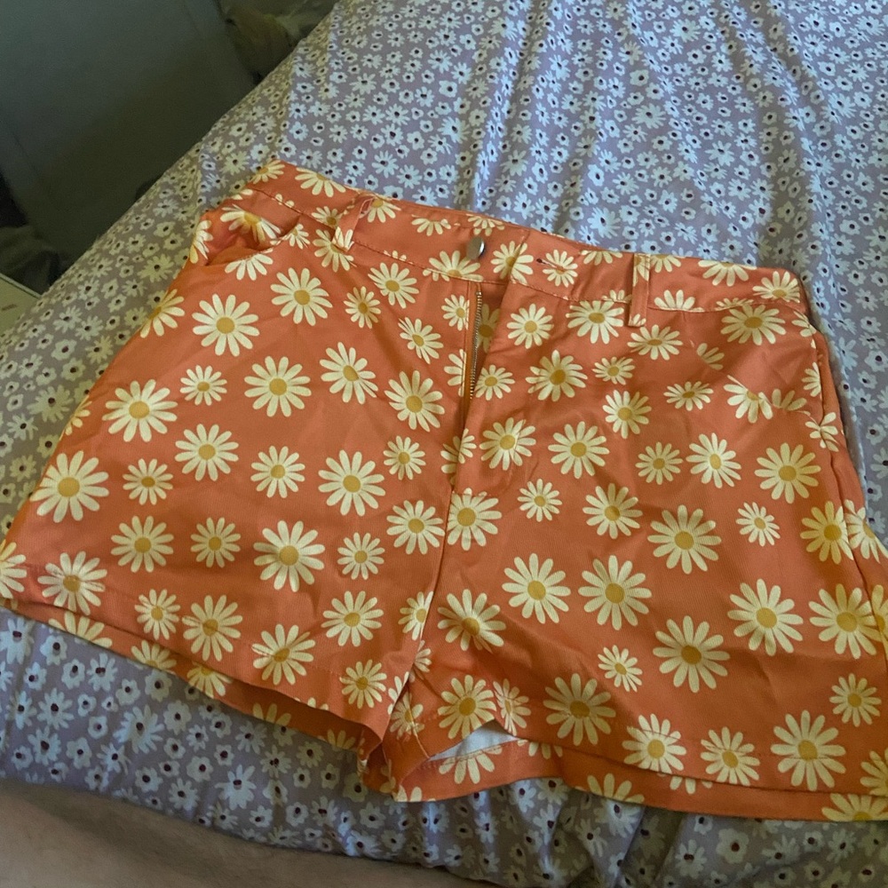 Women’s Retro Groovy Orange Shorts